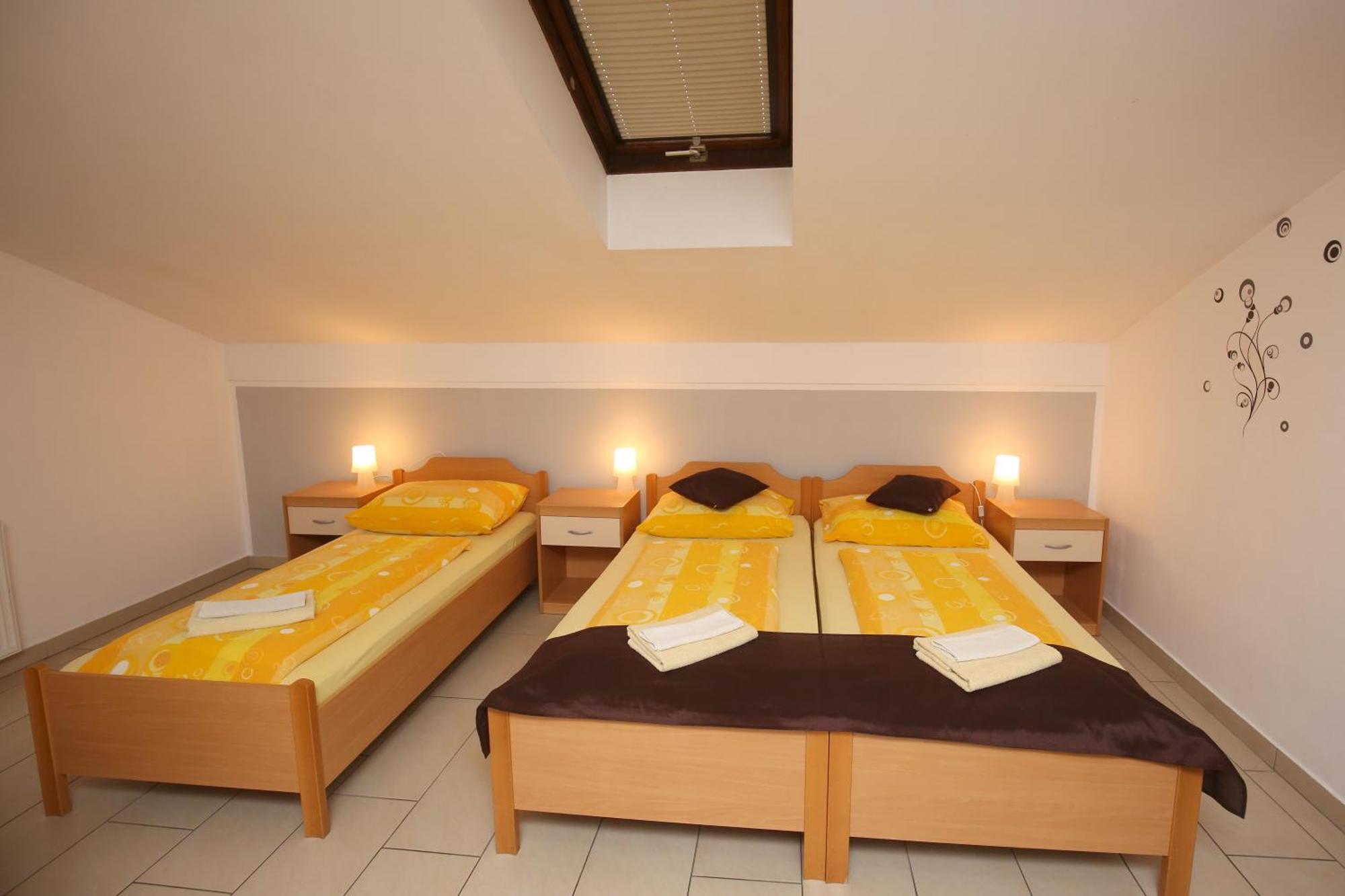 Apartments Furman - Self Check-In Rakek Ngoại thất bức ảnh